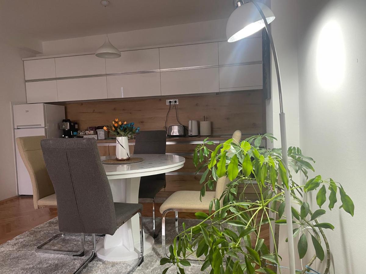 Modern Reality Apartment Kumanovo Exterior foto